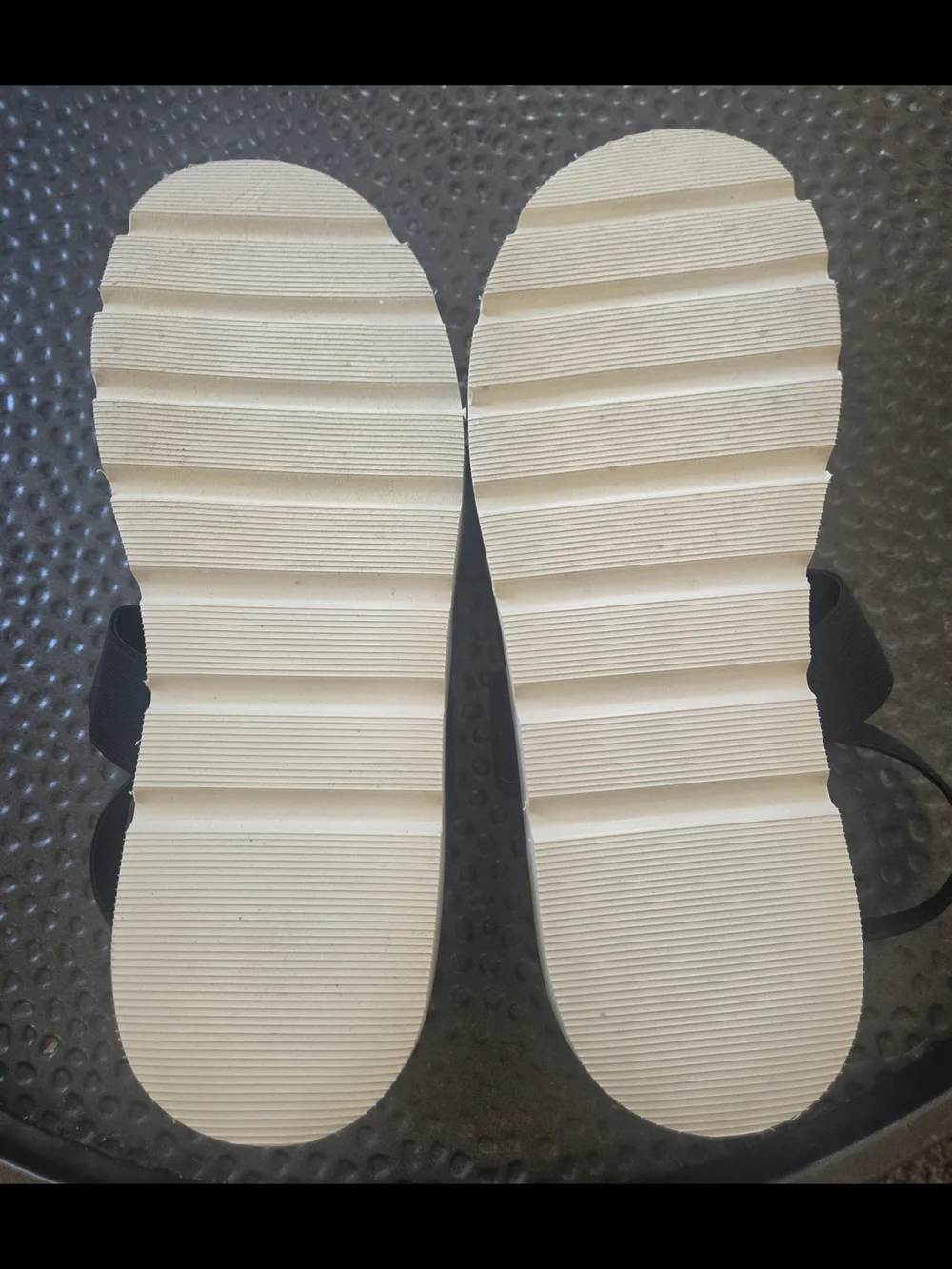 NWOT Madden Girl Black Elastic Strap Platform Sandals